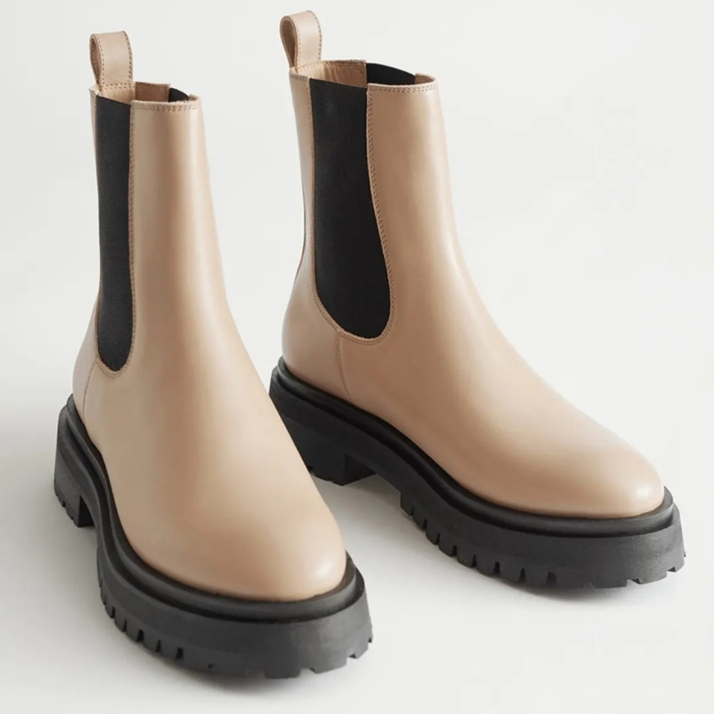 NEW & Other Stories Chunky Leather Chelsea Elly Boots Beige